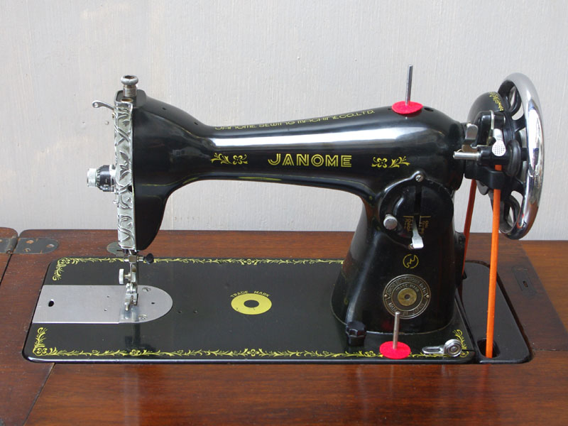 No.158 Janome ジャノメ製 家庭用足踏みミシン:アンティークミシン No.158 Janome ジャノメ製 家庭用足踏みミシン:アンティークミシン