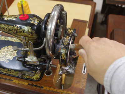 Kayser カイザー製 手回しミシン