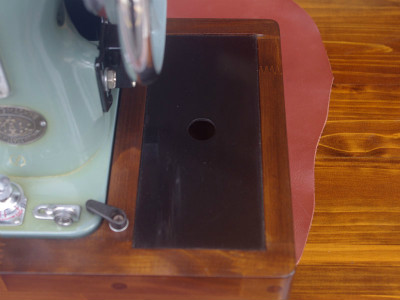 MITSUBISHI 三菱電機製 家庭用ミシン