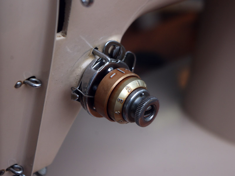 No.730 SINGER 227U シンガー製 家庭用足踏みミシン：アンティーク