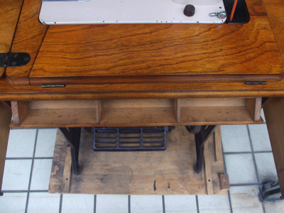 SINGER 227U シンガー製 家庭用足踏みミシン
