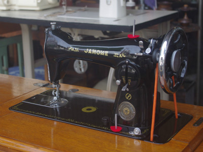 Janome ジャノメ製 家庭用足踏みミシン