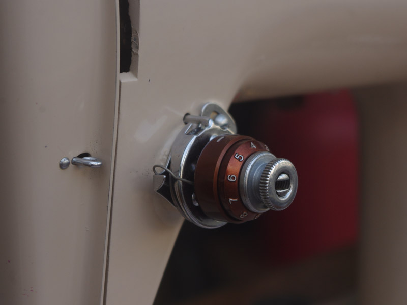 No.735 SINGER 227U シンガー製 家庭用足踏みミシン：アンティーク