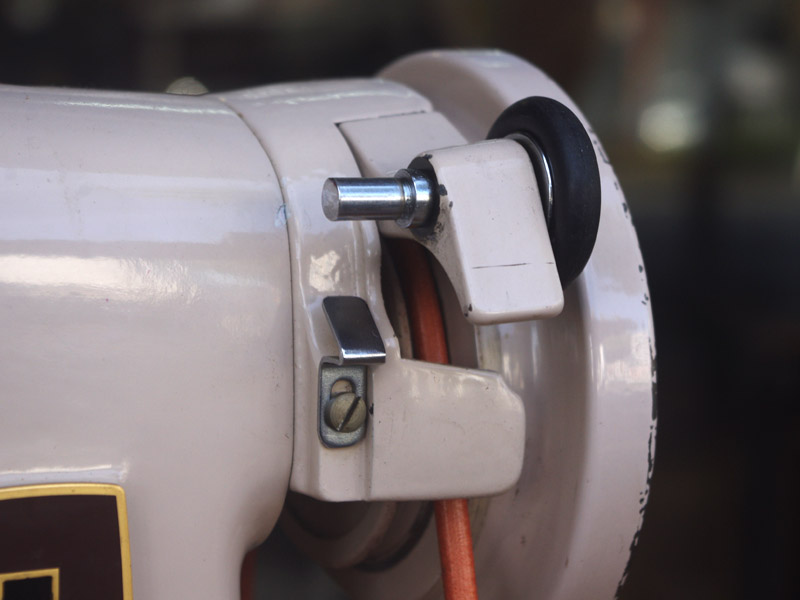 No.735 SINGER 227U シンガー製 家庭用足踏みミシン：アンティーク