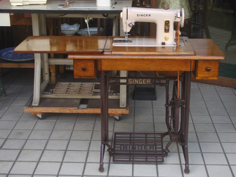 SINGER 227U シンガー製 家庭用足踏みミシン