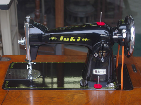 JUKI HA-1 ジューキ製 家庭用足踏みミシン