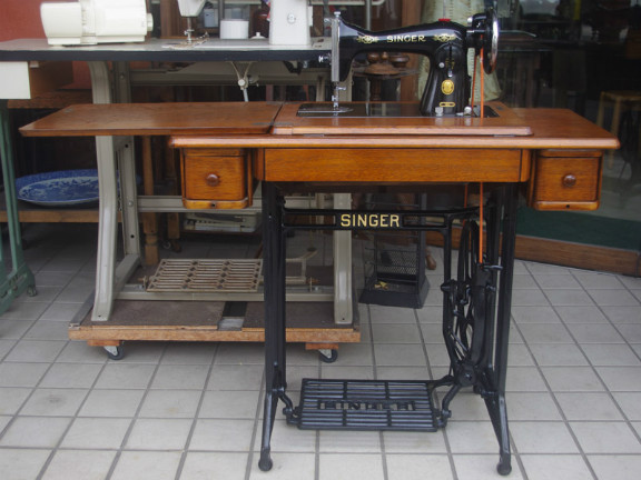 SINGER 15U シンガー製 家庭用足踏みミシン SINGER 15U シンガー製 家庭用足踏みミシン