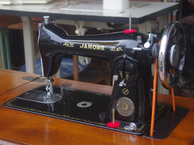 Janome ジャノメ製 家庭用足踏みミシン