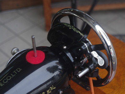 Janome ジャノメ製 家庭用足踏みミシン