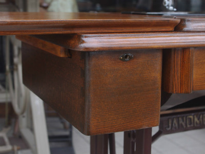 Janome ジャノメ製 家庭用足踏みミシン
