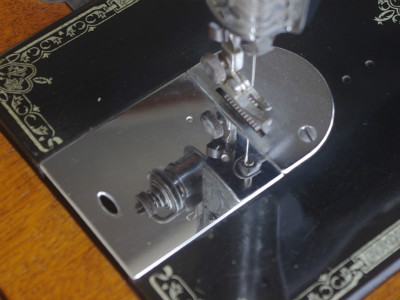 BROTHER ブラザー製 家庭用足踏みミシン