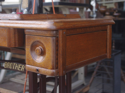 BROTHER ブラザー製 家庭用足踏みミシン