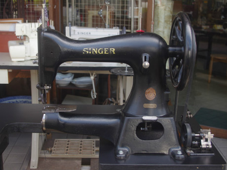 SINGER 45K25 シンガー製 工業用極厚物縫いミシン