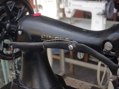 SINGER 45K25 シンガー製 工業用極厚物縫いミシン