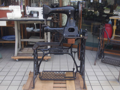 PINES パイン製 工業用極厚物縫い 足踏みミシン