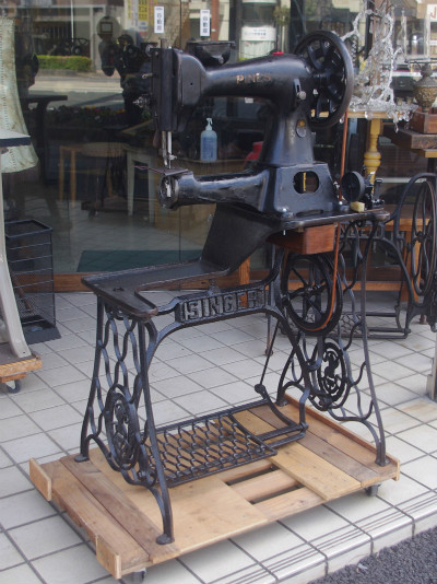 PINES パイン製 工業用極厚物縫い 足踏みミシン