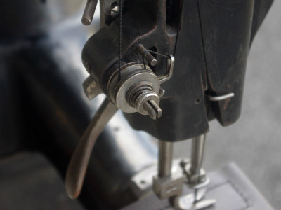 PINES パイン製 工業用極厚物縫い 足踏みミシン