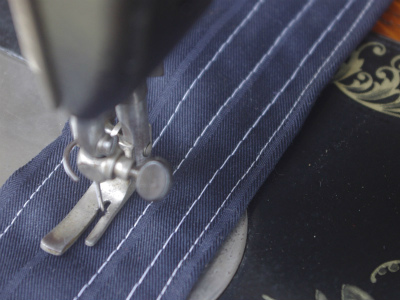 SINGER 15K シンガー製 薔薇ブーケ柄 鋳物網脚の足踏みミシン