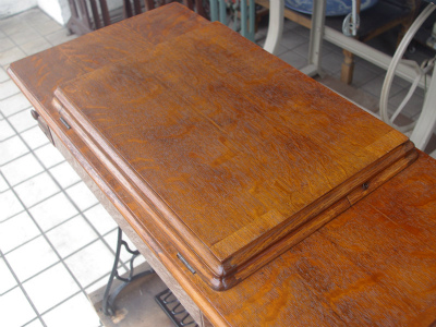 SINGER 15K シンガー製 薔薇ブーケ柄 鋳物網脚の足踏みミシン