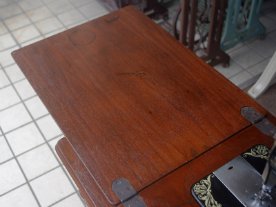 SINGER 15K シンガー製 薔薇ブーケ柄 2段引き出しの足踏みミシン