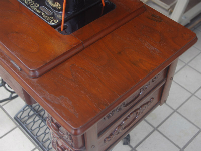 SINGER 15K シンガー製 薔薇ブーケ柄 2段引き出しの足踏みミシン