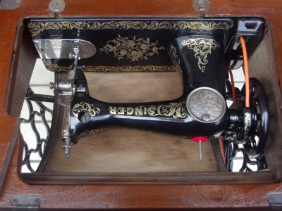 SINGER 15K シンガー製 薔薇ブーケ柄 2段引き出しの足踏みミシン