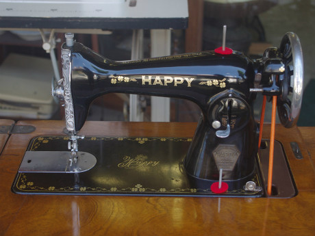 HAPPY ハッピー製 家庭用足踏みミシン