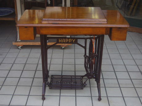 HAPPY ハッピー製 家庭用足踏みミシン