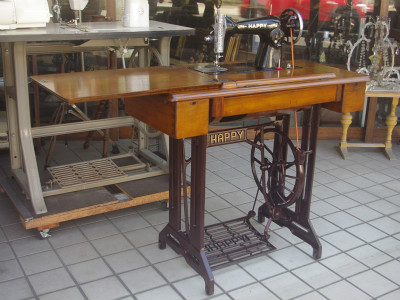 HAPPY ハッピー製 家庭用足踏みミシン