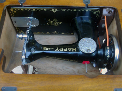 HAPPY ハッピー製 家庭用足踏みミシン