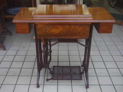 HAPPY ハッピー製 家庭用足踏みミシン