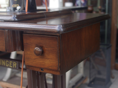 SINGER 191U シンガー製 家庭用足踏みミシン