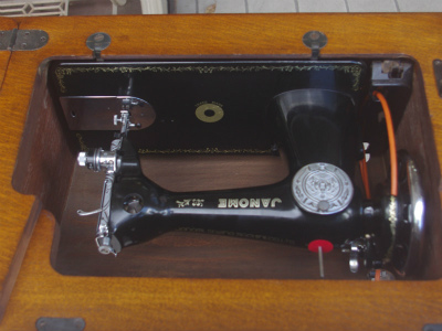 Janome ジャノメ製 家庭用足踏みミシン