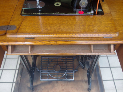 Janome ジャノメ製 家庭用足踏みミシン