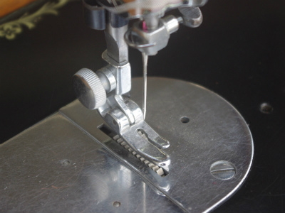 Janome ジャノメ製 家庭用足踏みミシン