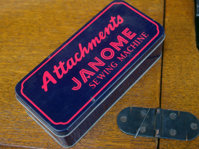 Janome ジャノメ製 家庭用足踏みミシン