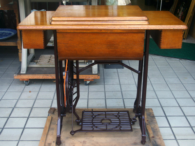 Janome ジャノメ製 家庭用足踏みミシン