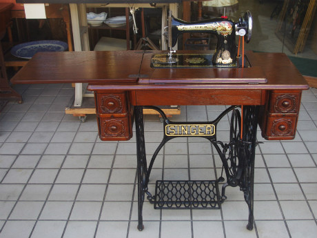 SINGER 15K シンガー製 2段引き出しの足踏みミシン
