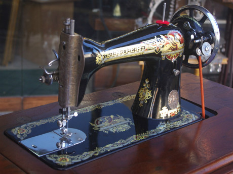 SINGER 15K シンガー製 2段引き出しの足踏みミシン