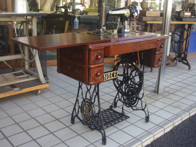 SINGER 15K シンガー製 2段引き出しの足踏みミシン