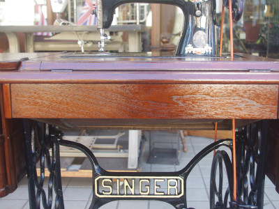 SINGER 15K シンガー製 2段引き出しの足踏みミシン