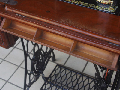 SINGER 15K シンガー製 2段引き出しの足踏みミシン