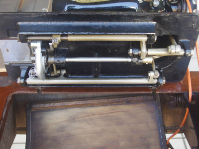 SINGER 15K シンガー製 2段引き出しの足踏みミシン