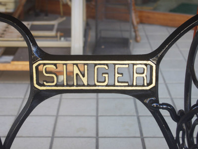 SINGER 15K シンガー製 2段引き出しの足踏みミシン