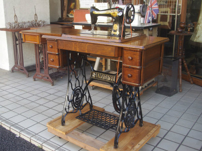 SINGER 15K シンガー製 オーク仕様 2段引き出しの足踏みミシン