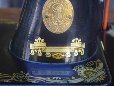 SINGER 15K シンガー製 オーク仕様 2段引き出しの足踏みミシン