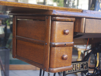 SINGER 15K シンガー製 オーク仕様 2段引き出しの足踏みミシン