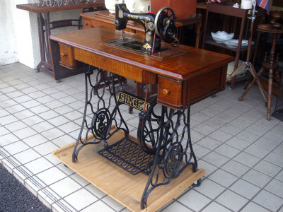 幻級！？ SINGER 128K シンガー製 足踏み・手回し兼用ミシン 超希少個体