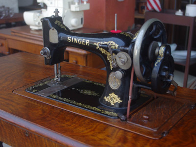 幻級！？ SINGER 128K シンガー製 足踏み・手回し兼用ミシン 超希少個体