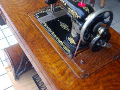 幻級！？ SINGER 128K シンガー製 足踏み・手回し兼用ミシン 超希少個体